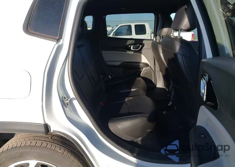 2024 Jeep Compass Limited 4X4 z USA, uszkodzony, nr VIN 3C4NJDCN1RT597399